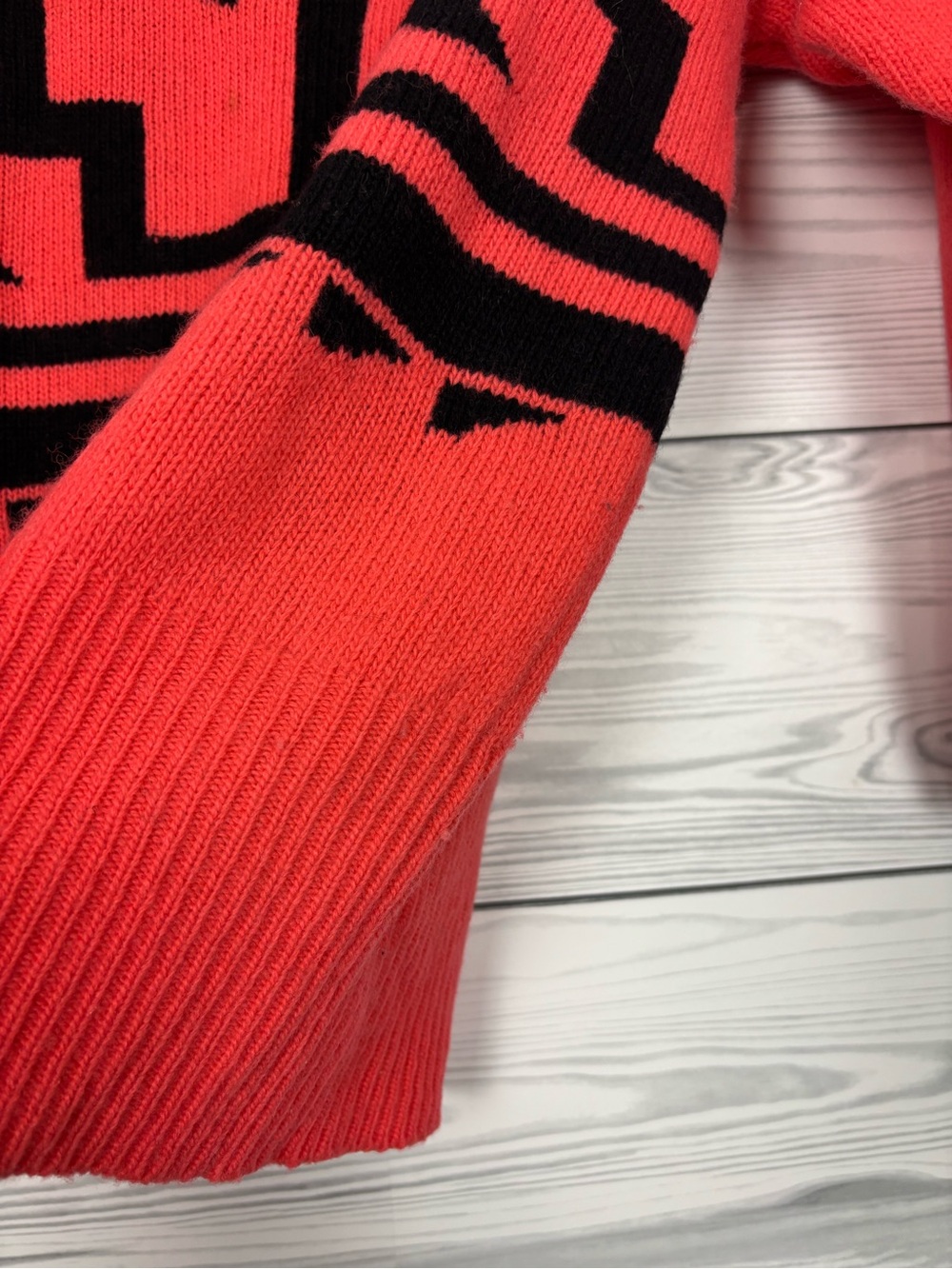 VTG Liz Claiborne LizSport Petites Lambs Wool Orange Black Sweater Size Medium - Picture 5 of 10